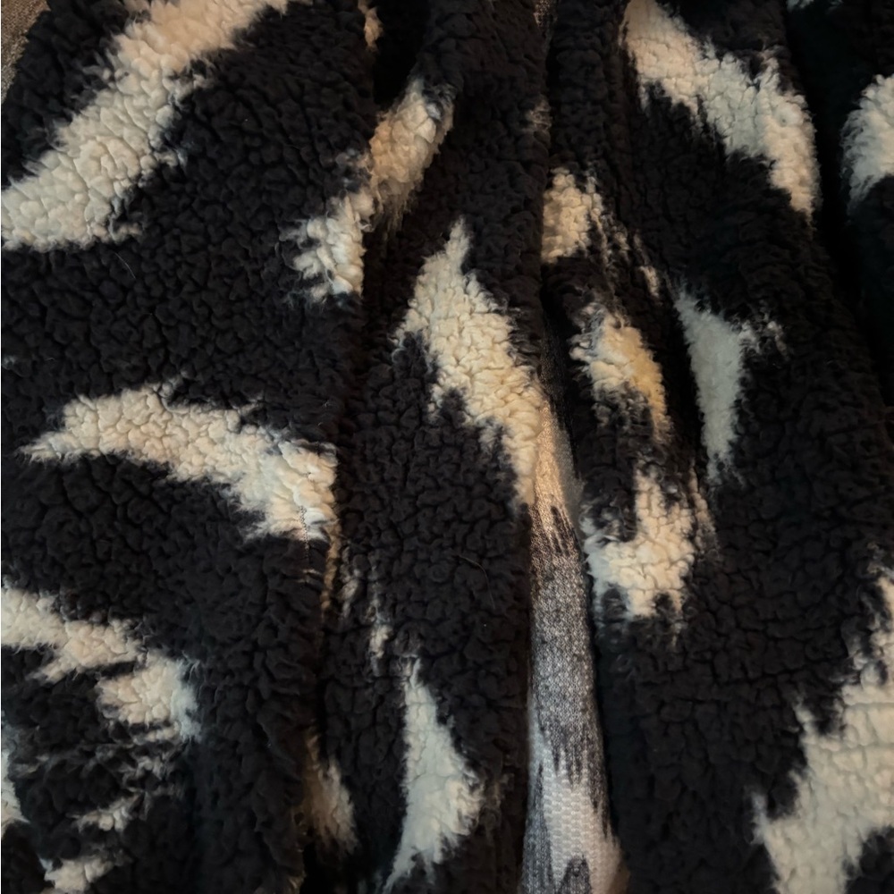 LuLaRoe Black and Gray Knit Jacket